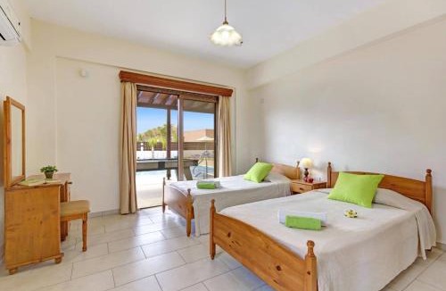 Pegeia Villa | Villa Heracles by Villa Plus