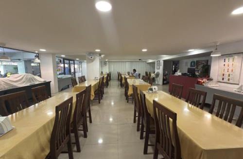 Nonthaburi Hotel | Regent Ngamwongwan Hotel