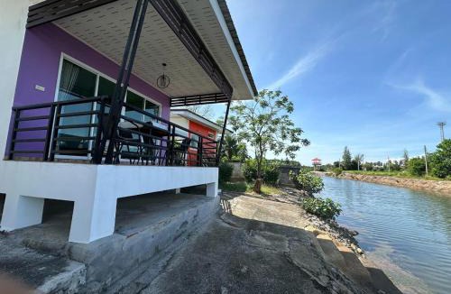 Sichon Hotel | โรงแรม ทิพย์บุรี ริเวอร์ไซด์