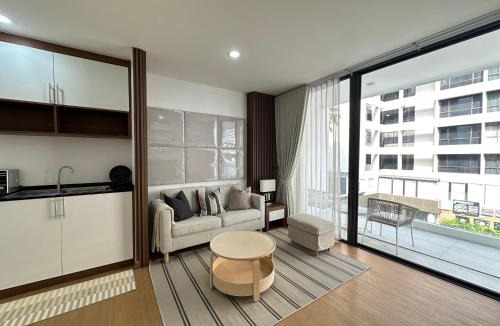 Khlong Toei Nuea Apartment | 6th Avenue Sukhumvit BKK 302 BTS Asoke & Nana MRT Sukhumvit