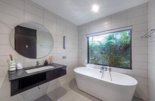 Bang Tao Villa | Lux Pool Villas