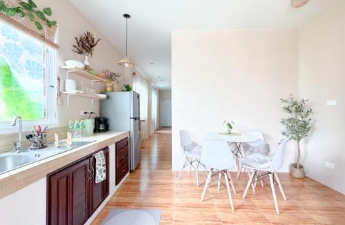 Wichit Apartment | Sea Dreamer Beachfront Apartments