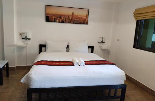 Pratumnak Hill House | Phratamnak Inn Hotel & Guesthouse - 100 mtr from the beach