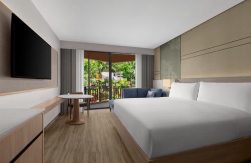 Patong Resort | Courtyard by Marriott Phuket, Patong Beach Resort
