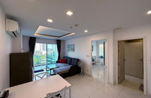 Pratumnak Hill Apartment | One Tower 105 by ThaiminatorPattaya