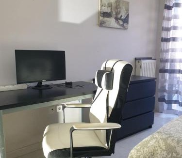 Nea Smirni Apartment | Modern 2BR city flat 10min from the beach