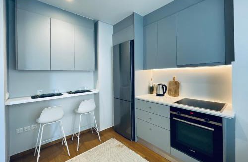 Alimos Apartment | Riviera Yacht Style Condo & Pool Access #Unoblu