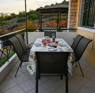 Anavyssos House | Melrose maisonette by the sea in Anavissos