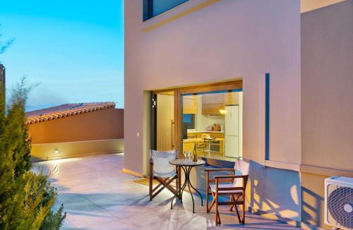 Platanias Town Apartment | Olivea Slow Living Mountain View Apartment with Pool in Chania – Alectrona Living Crete