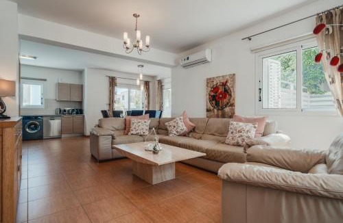 Paralimni Villa | Villa Alana- Protaras