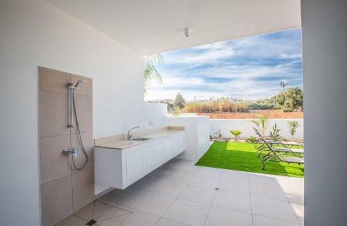 Protaras Villa | Olivine Pearl OL20