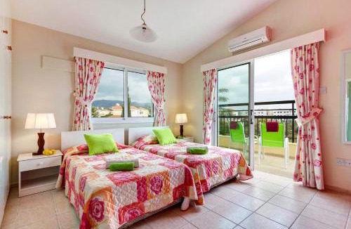 Pegeia Villa | Villa Philios by Villa Plus