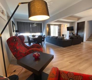 Asfendiou Villa | Handra Villa