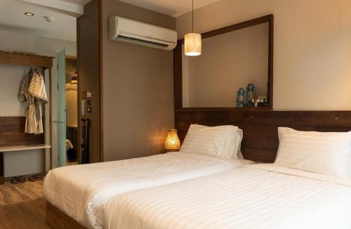 Asoke Hotel | Tints of Blue Hotel