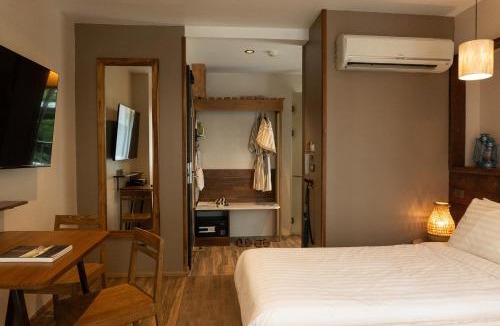 Asoke Hotel | Tints of Blue Hotel