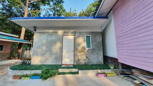 Lam Plai Mat Hotel | Greenhouse resort