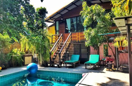 Tha Wang Tan Hotel | De Wiang Kum Kam