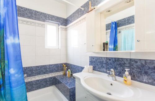 Rafina-Pikermi House | Pool villa near to airport/free car available