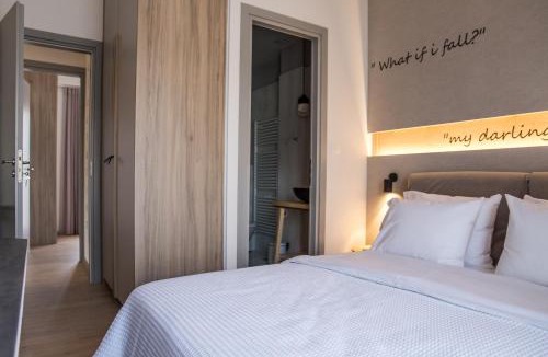 Petralona Apartment | Athens Life