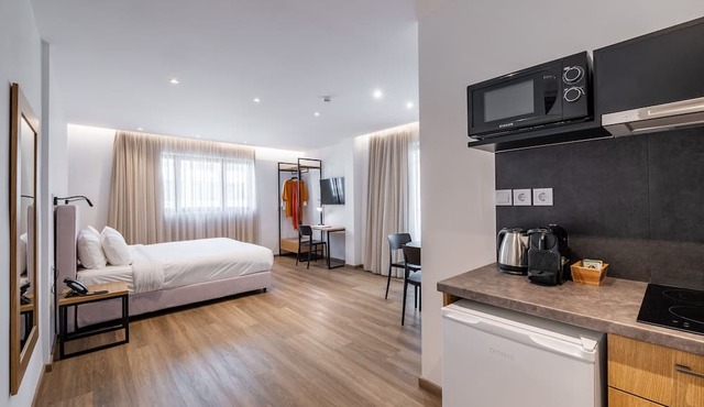 Pnoe Urban Living