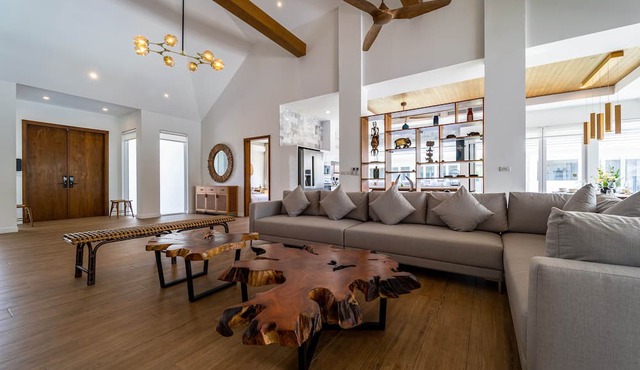 Luxury 7 Bedroom Pool Villa - WL67 in Hua Hin