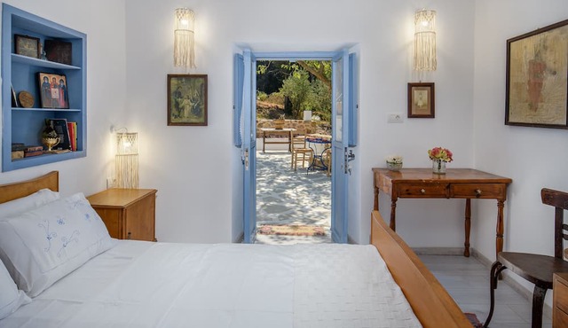 The Aegean blue country house Old Milos