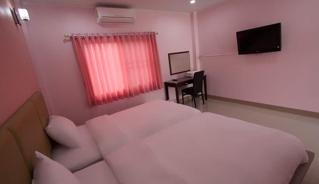 Worachat House