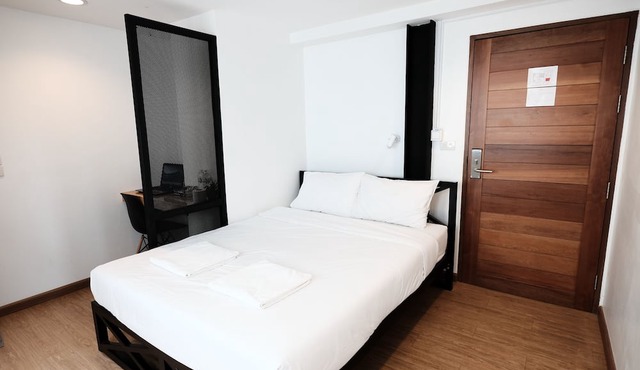 Wayha Hostel Don Mueang Airport