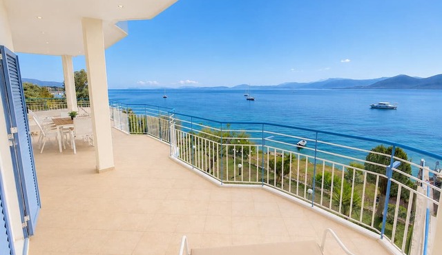 Cliff Bay Hotel by GHH in Aktio-Vonitsa