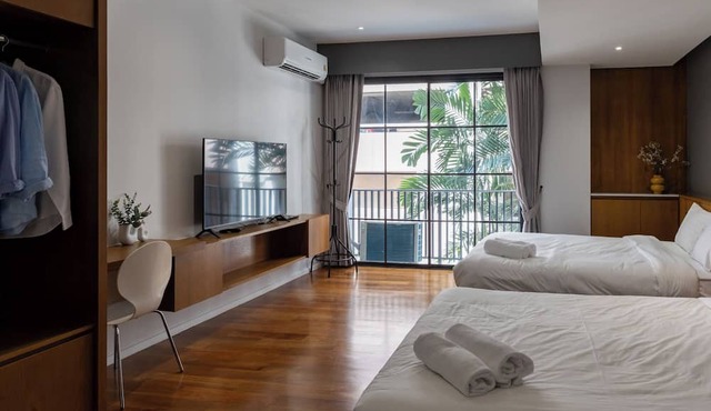 Q Space Sathorn - Narathiwas 18