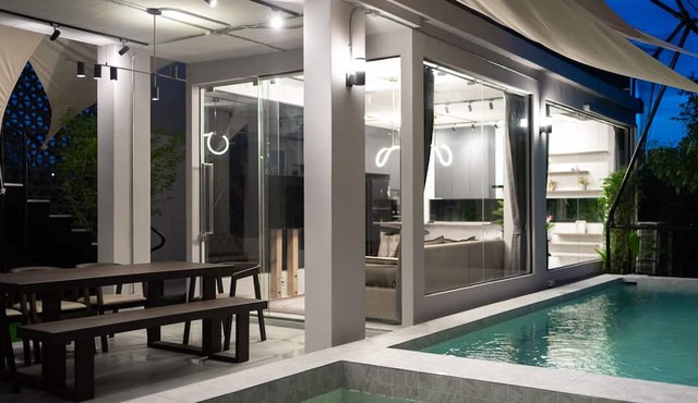 Taradol Premium Pool Villa