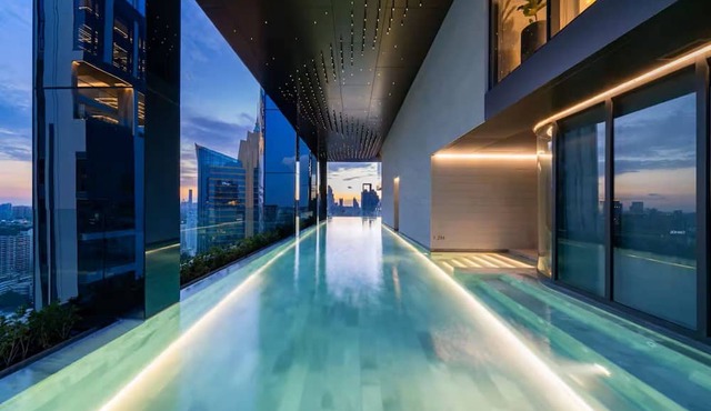 Beautiful Super Luxury Designer ASOKE BTS 75sqm