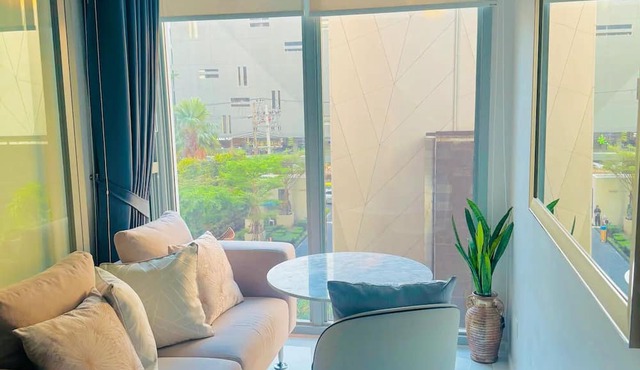 1BR-BTS Nana 200m-Luxury Sky Infinity Pool&Gym