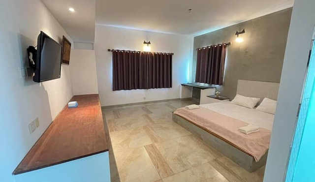 Hotel 30