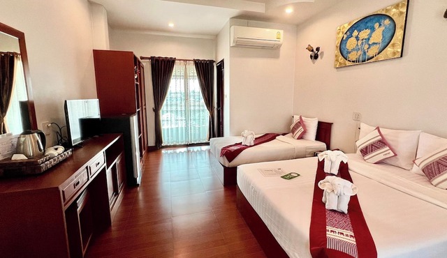 Sawadeelanna Hotel