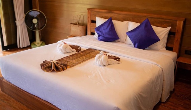 COCO Canopy Boutique Resort in Nuea Khlong