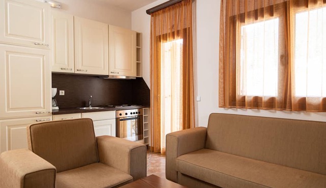 Evilion Suites in Pyli