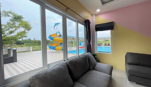 Nueng Pool Villa