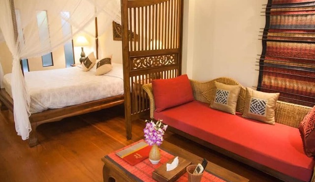Baan Orapin Heritage Bed and Breakfast