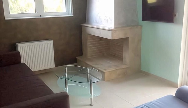Apartment in Rafina with Garden & BBQ