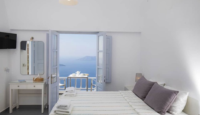 Santorini View Studios-Adults Only in Santorini