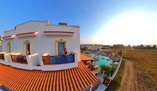 Luis Pool in Kos