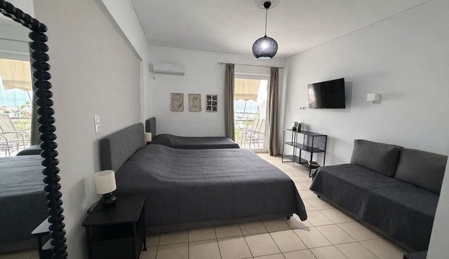 Angelika Rooms in Messini