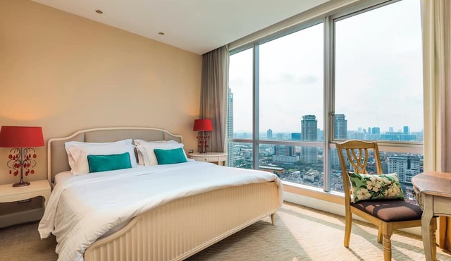 2 Bed Serviced Panoramic SkyVilla