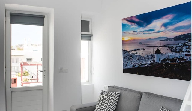 Christy Luxury Suites – Elegant Suites with Sea View in Mykonos Town