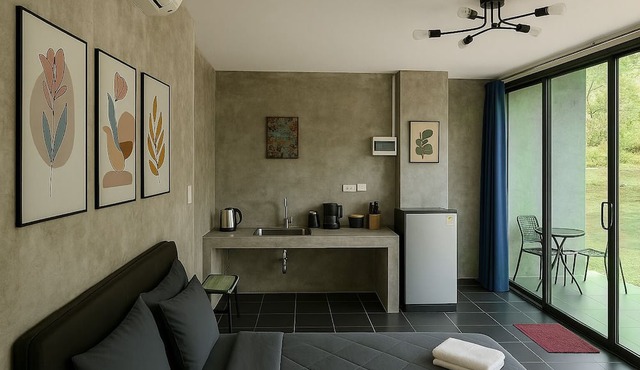 Modern, Spacious Bungalows, Quiet Location. - Koh Chang island, Thailand UNIT#1.