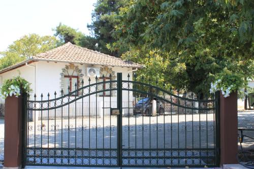 Apartments to nature A in Ámmos