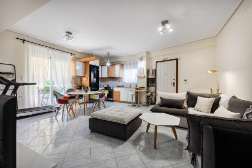 Pallantides Residence