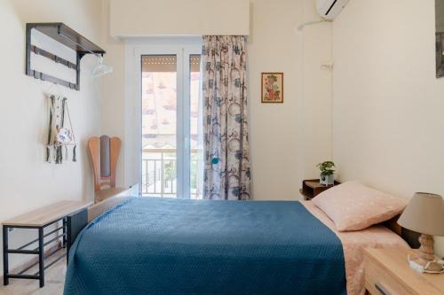 Cozy & Bright Home - 50m from metro station Άg Antonios in Athens