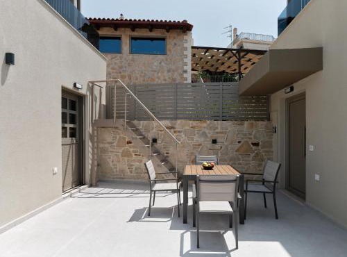 Anatoli & Disi Residences - Private Homes Near Chania City Centre in Nerokoúros